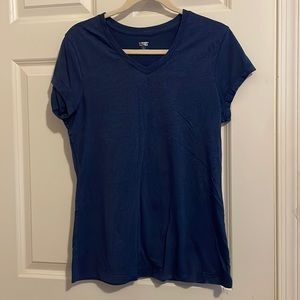 Size Large Blue T-shirt